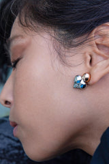 Lotus II bleu (Single Earring)